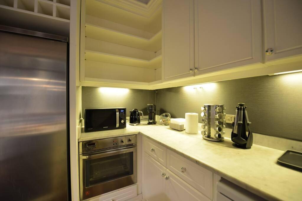 Apartment The Frattina - Luxury Serviced Rom